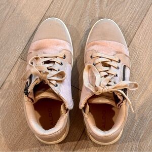Aldo Shoe, Size 6.5